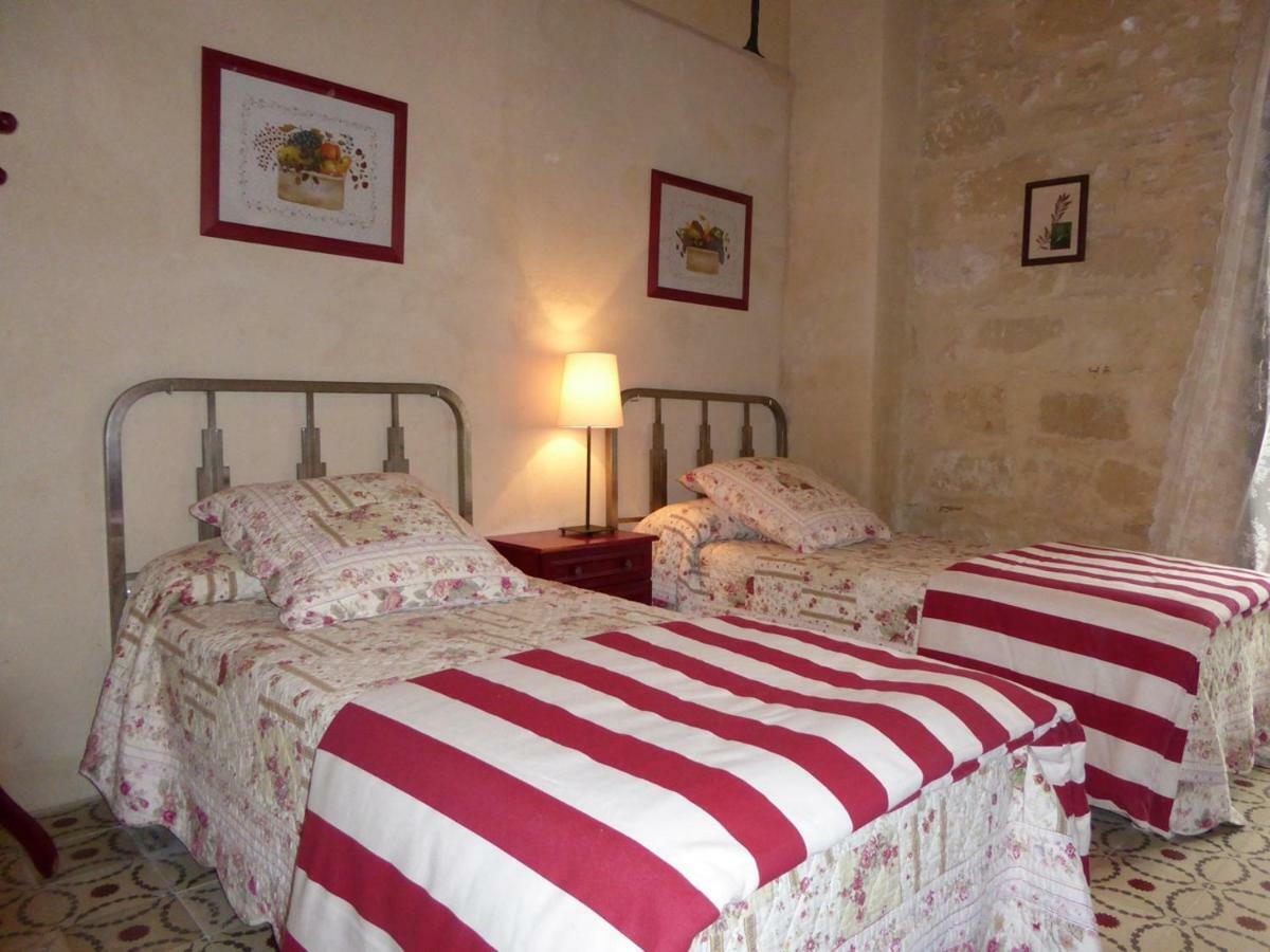 Jerez Vina Santa Petronila Guest House Jerez de la Frontera Ngoại thất bức ảnh